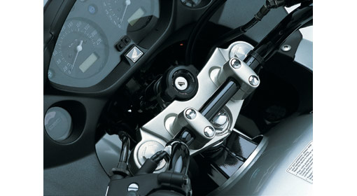 cbf600_04.jpg