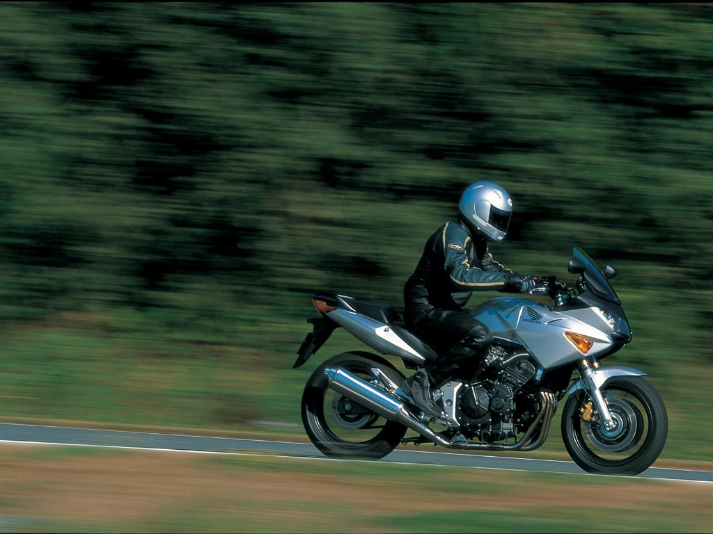 cbf600_wallpaper_16.jpg