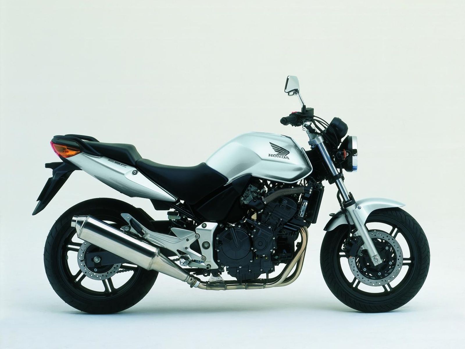 Honda-CBF600-003.jpg